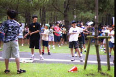 �Ȃ������N�̃��W�I�̑��̎ʐ^���ڂ������܂�