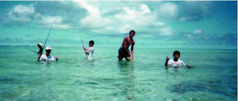 �{���ɒn���̐l�����͋������Ȃ���ނ��Ă��܂��B