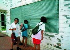 �ЂƐ̂̂ɂ��₩�����Ȃ��Ȃ����^�_�ɂ͕X�������������̂܂܂ŁA�t�ɕ������܂���